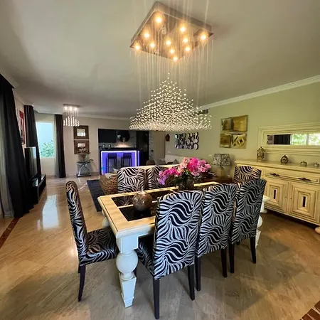 Luxury And Relax In Apartment *