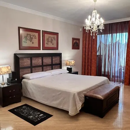 Luxury And Relax In Apartment
